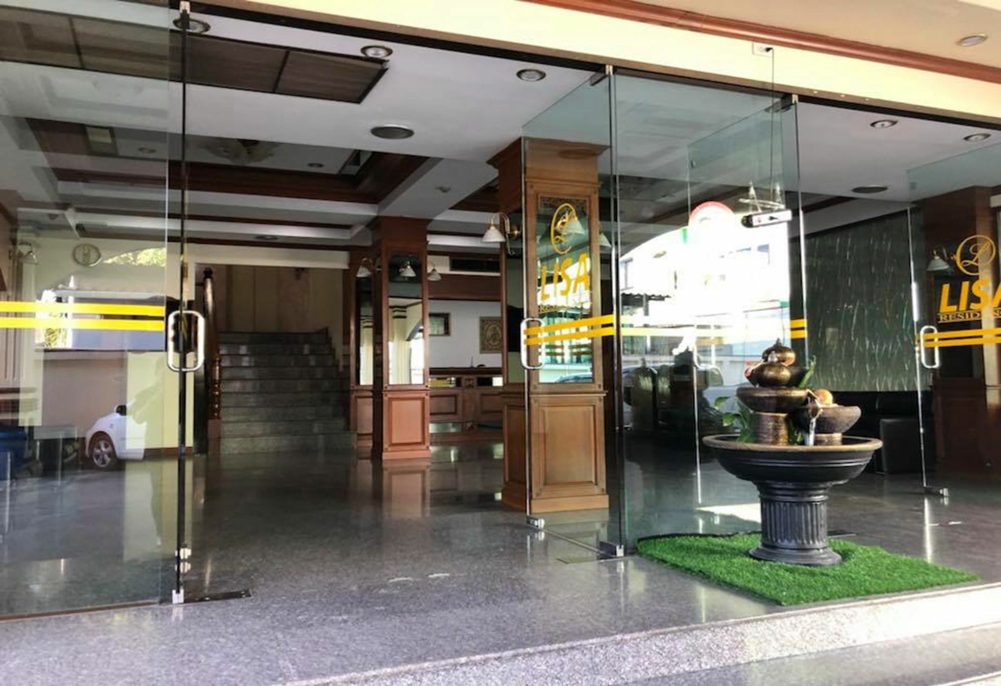Lisa Chiang Mai Hotel Ngoại thất bức ảnh